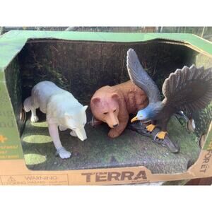 NEW Terra BATTAT North American Wild Animals White Wolf Grizzly Bear Bald Eagle